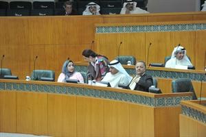 دمحمد الهيفي ومسالم الاذينة ودرولا دشتي وذكرى الرشيدي﻿