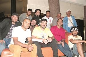 المخرج محمد القفاص مع طاقمه الفني المبدع