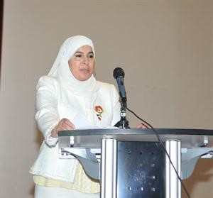 دفاطمة الملا سعود سالم