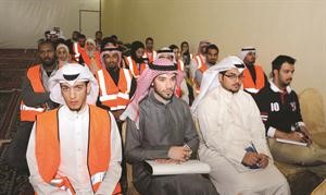 مجموعة من الشباب المشاركين في الجلسة

