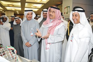 سمو الشيخ جابر المبارك متحدثا خلال افتتاح المؤتمر الوطني للشبابمحمد خلوصي