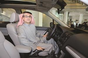 بهبهاني داخل مقصورة سوبارو فورستر﻿