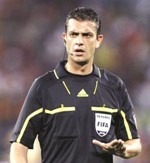كاساي يدير مباراة برشلونة وميلان