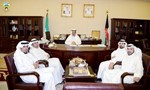 الخرينج خلال استقباله رئيس واعضاء نقابة الامانة العامة﻿