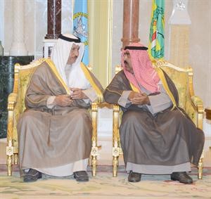 حديث بين الشيخ مشعل الاحمد وسمو رئيس الوزراء الشيخ جابر المبارك