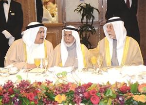 عبدالعزيز الغنام والمستشار راشد الحماد وقتيبة الغانم