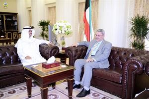  ومستقبلا السفير العراقي محمد بحر العلوم﻿