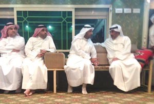 د نايف الحجرف معزيا علي الدسم والد نورة وعمها دبيس الدسم