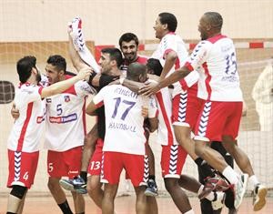 لاعبو الكويت ياملون في المنافسة على لقب البطولة الازرقكوم
