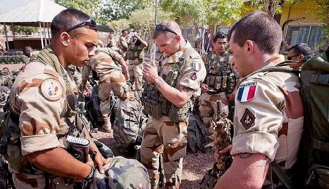 قيادي أزوادي يتهم القوات الفرنسية والماليين بارتكاب مجازر ضد عرب الشمال المالي