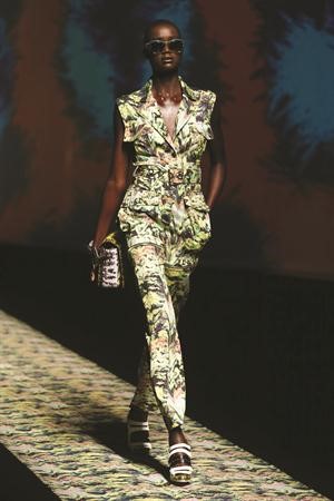 مجموعة الملابس النسائية من «كنزو» Kenzo لربيع وصيف 2013