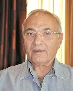 مرشح الرئاسة المصرية السابق الفريق أحمد شفيق لـ «الأنباء»: بعدما أعطي الشعب فرصة تجربة الإخوان 6 أشهر أصبح لدي 20 مليون ناخب 
