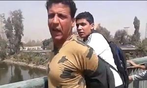 بالفيديو..جندي مصري ينقذ شاباً حاول الانتحار فى النيل