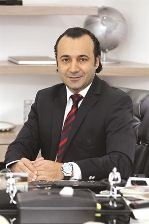الزيارة الثالثة لجراح تجميل المشاهير د. طوني نصار إلى مستشفى دار الشفاء
