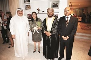 عماد بوخمسين وسفيرا عمان ومصر
