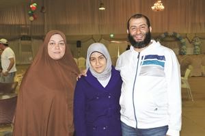 الزميل اشرف رشاد وعائلته﻿
