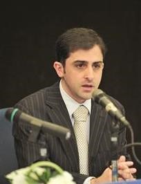مدير التحرير الزميل محمد الحسيني﻿