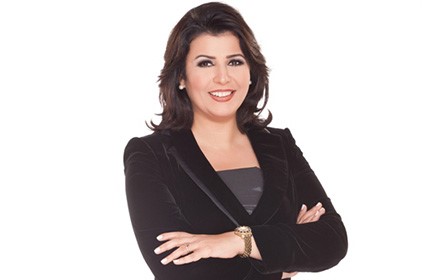 منى الشاذلي رأت عمرو واكد بالـ "بوكسر"!