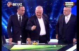 فيديو يفضح تلاعب «يويفا» بقرعة دوري أبطال أوروبا