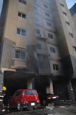 الحريق امتدت من الدور الاول الى الطوابق العليا