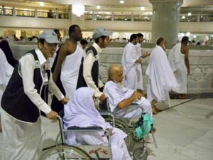 السديس: فصل حركة ذوي الاحتياجات الخاصة عن حركة المشاة في الحرم