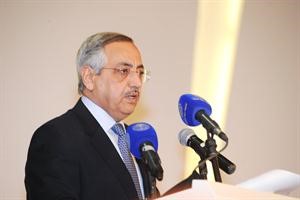 دعبدالرزاق النفيسي يلقي كلمته﻿