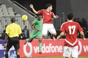 برادلي يشيد بروح لاعبي «الفراعنة» بعد تخطي زيمبابوي