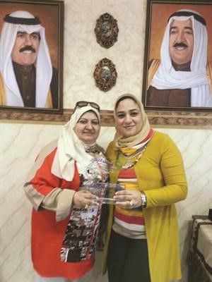 هدى بهزاد مكرمة شيرين مصطفى