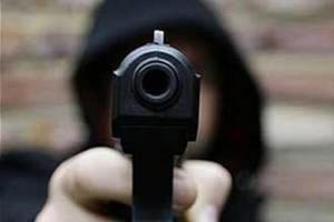 مضطرب أمطر خليجياً بوابل من الطلقات النارية.. ومجهول أطلق النار عشوائياً في العقيلة وانحاش