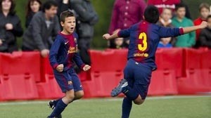 بالفيديو.. برشلونة: «خمس ثوانٍ» و«طفل صغير» يجذبان ربع مليون مشاهد.. والهدف يدوّن بسجلات التاريخ الكتالوني