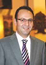 منجد صالحة﻿