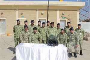 العقيد الركن سالم المسيطير والمقدم الركن عبدالله الخزي مع الحضور في التدريب﻿