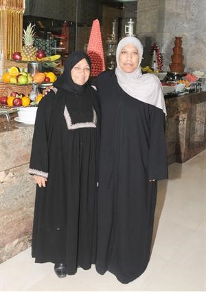 الزميلة نوف العياضي والسيدة سبيكة الغيص