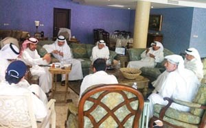 جانب من اجتماع العمل الشعبي بديوان الطاحوس﻿