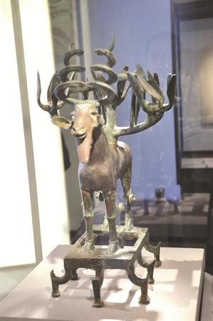 قطعة اثرية 