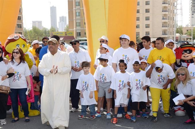 الفنان نبيل شعيل يعطي اشارة الانطلاق
