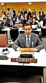 عبدالعزيز العجمي يلقي كلمة الكويت