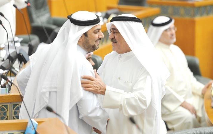 تهنئة متبادلة بين الشمالي والزلزلة باقرار قانون اسقاط فوائد القروض متين غوزال