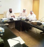 مانع العجمي وعبدالله الكندري ودعبدالكريم السليم خلال اجتماع اللجنة القانونية
