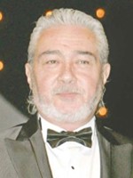 نجدت انزور