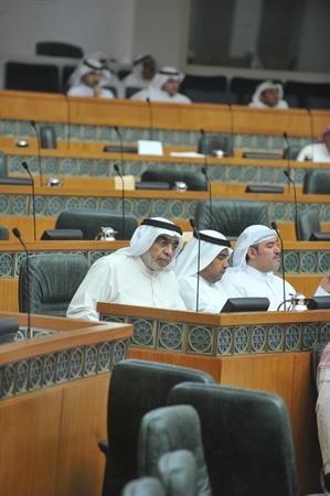 عبد الصمد والنجادة والبراك يتابعون الجلسة﻿