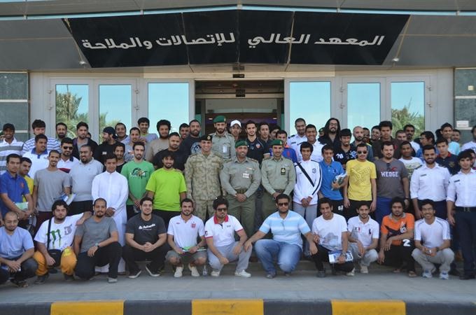 وفد الحرس خلال الزيارة