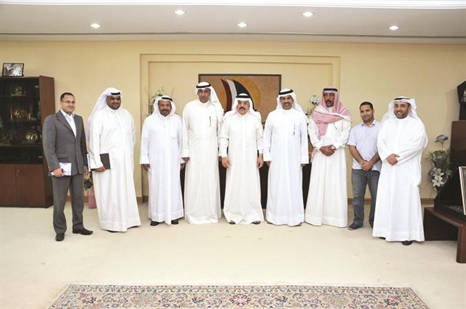 عبدالله الفارس خلال لقائه اللواء فيصل الجزاف والوفد المرافق له