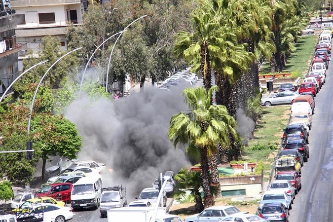 صورة وزعتها وكالة الانباء السورية سانا لموقع سقوط احدى قذائف الهاون في كفرسوسة بدمشق	 رويترز﻿