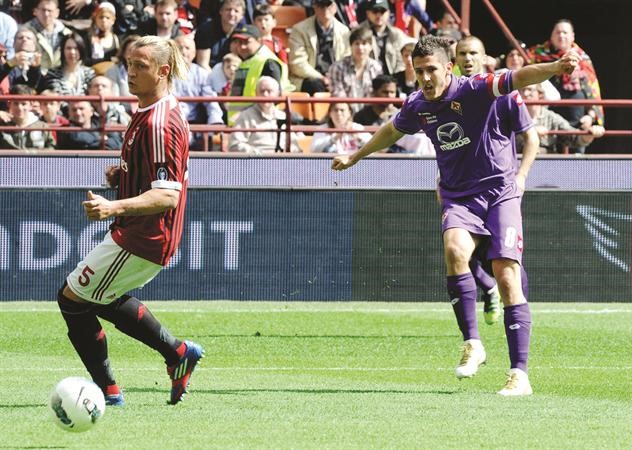 مباريات فيورنتينا وميلان تتسم بالاثارة والندية