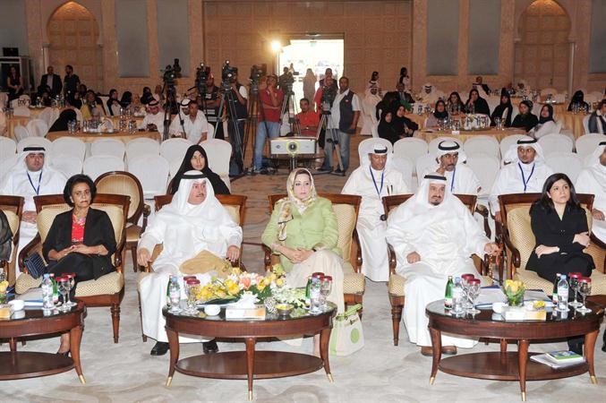 ذكرى الرشيدي والشيخة فريحة الاحمد وعبد المحسن المطيري في مقدمة الحضور﻿