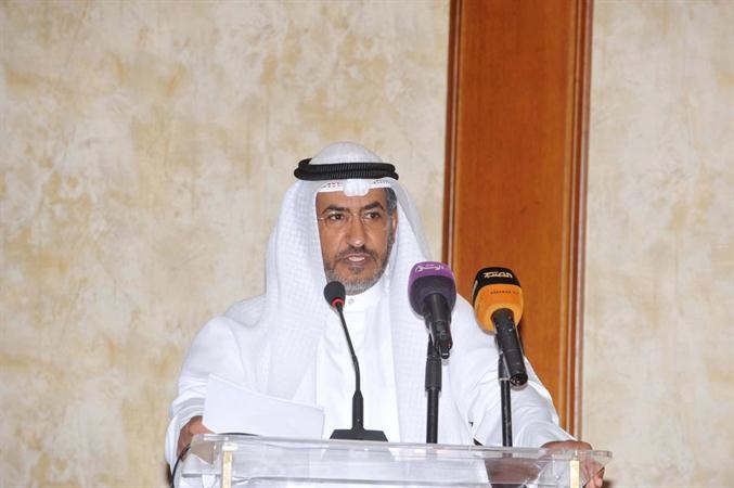 دناجي المطيري متحدثا في افتتاح الورشة