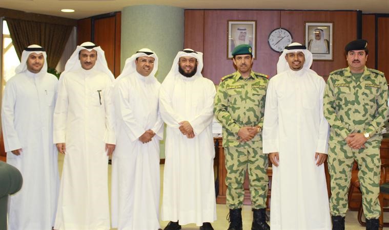 عبدالعزيز السمحان والعميد فالح العتيبي والرائد فهد التورة وعدد من الحضور