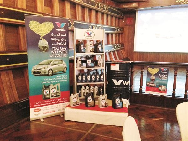 بوستر عرض زيوت تشحيم فالفولين ﻿