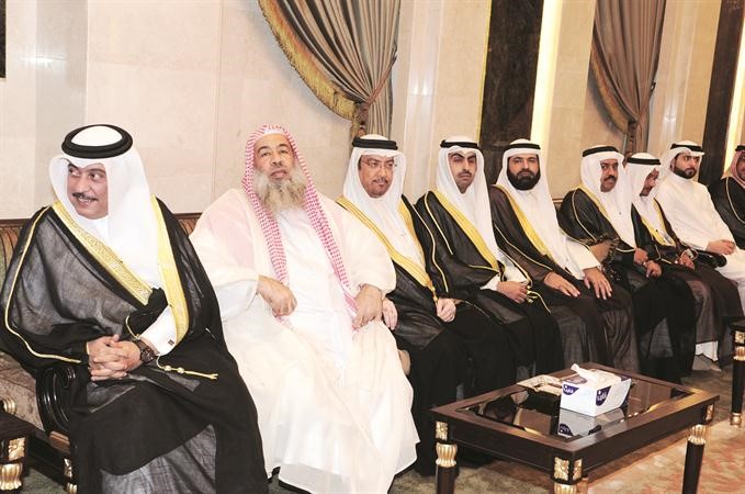 جانب من الحضور في ديوان سلطان بن حثلين﻿